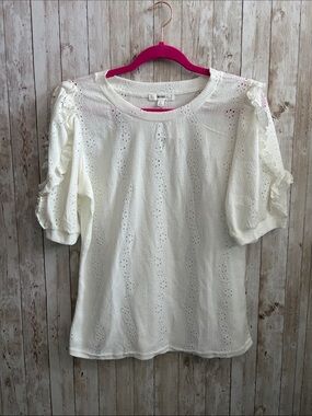 🆕 Wisp & Willow Cream Eyelet Puff-Sleeve Blouse